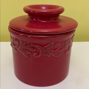L. Tremain Red Butter Bell Crock, Red